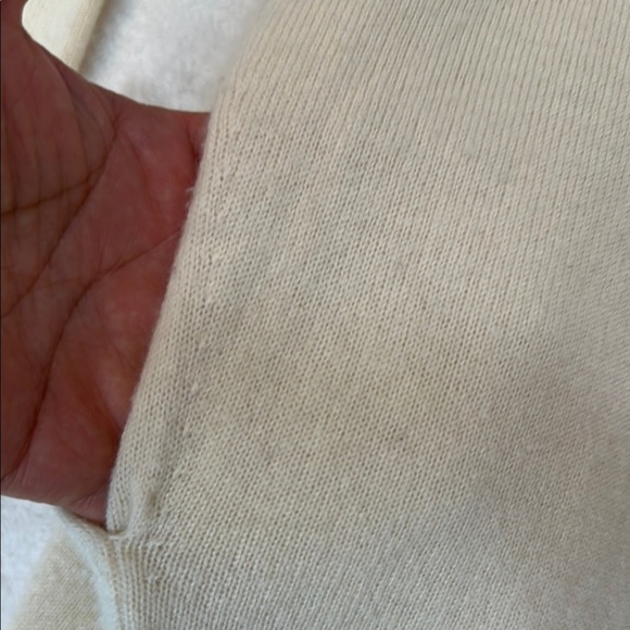 Splendid Cream Cowl Neck Sweater with Relaxed Fit 100% Cashmere Soft Knit - Picture 7 of 14